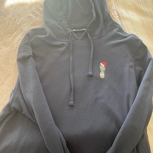 Travis Matthew Navy Hoodie. Large.